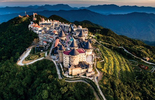 Tết rộn ràng tại Bà Nà Hills - 1