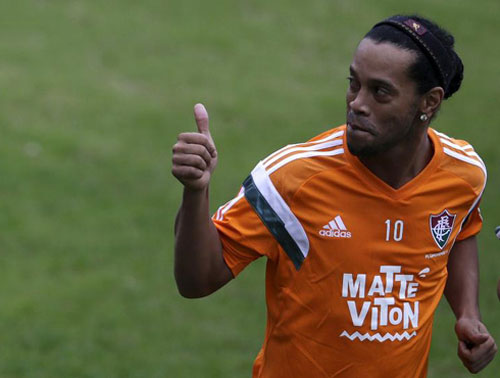 Ronaldinho sẽ là hợp đồng "bom tấn" ở Trung Quốc? - 1