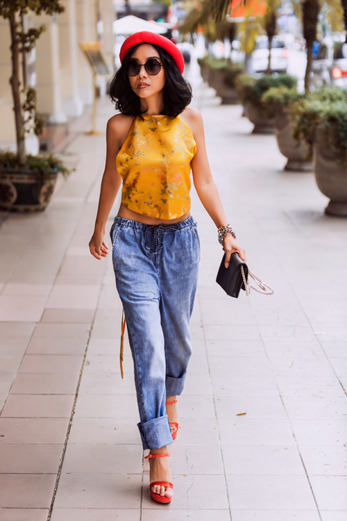 Đoan Trang diện áo yếm, quần jeans đón tuổi 37 - 11