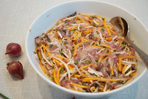 Mẹo rán nem vàng giòn và trữ đông cho ngày Tết - 2