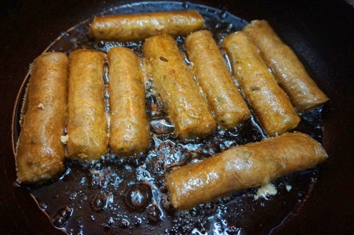 Mẹo rán nem vàng giòn và trữ đông cho ngày Tết - 3