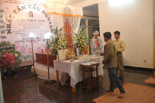 Thi thể doanh nhân Hà Thúy Linh về tới Đà Lạt - 2