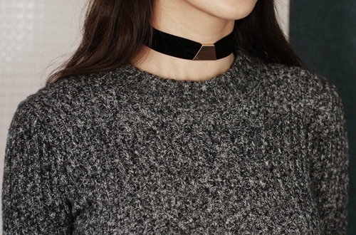 Chất chơi với kiểu khăn ‘đeo như không đeo’ - 2