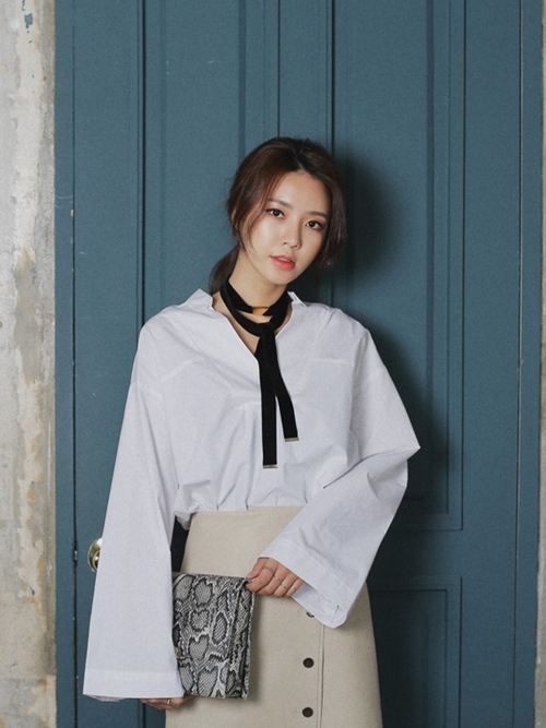 Chất chơi với kiểu khăn ‘đeo như không đeo’ - 4