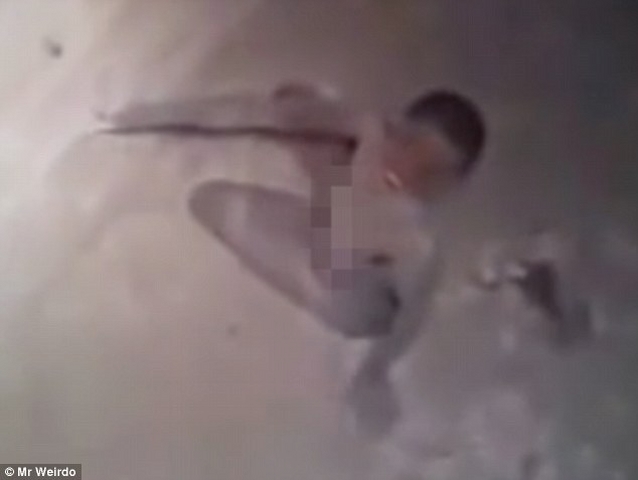 Cô gái bị bạn trai thú tính giam dưới hầm 8 tháng - 2