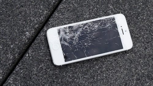 Apple sắp cho người dùng đổi mới iPhone vỡ màn hình - 1