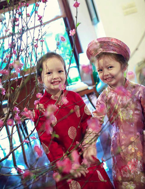 Facebook sao 9/2: Sao Việt quây quần bên gia đình vui Tết - 9