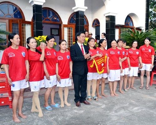 Bình Định: Sôi nổi lễ hội đua thuyền - 12