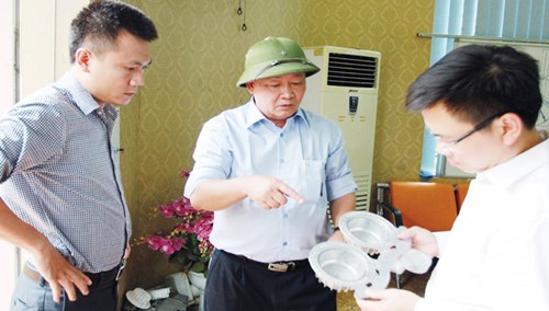 Suýt ngồi tù & 3 lần được phong 'vua' - 2