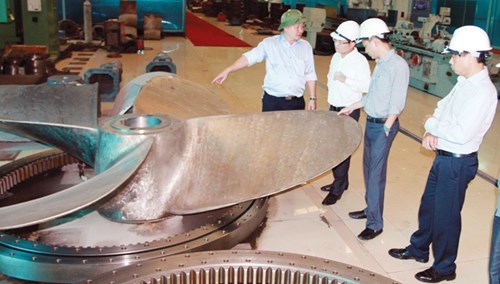 Suýt ngồi tù & 3 lần được phong 'vua' - 3