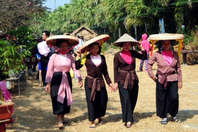 Ảnh: Người Hà Nội du xuân trở về những năm 1945 - 7