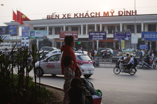 Bánh chưng, gà quê, rau sạch ùn ùn về Thủ đô sau Tết - 6