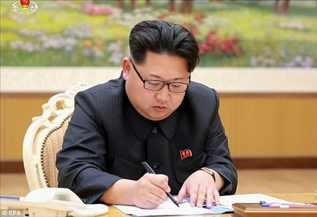 Kim Jong-un &#34;hứa&#34; bắn nhiều vệ tinh hơn nữa lên quỹ đạo - 1