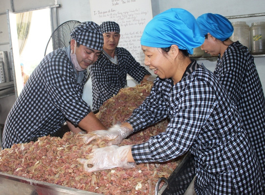 Tuyệt ngon nem lợn mán Bến En xứ Thanh - 4