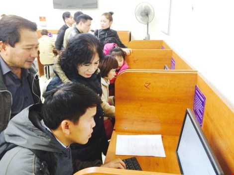 Công sở ngày làm việc đầu xuân: Nơi đông đúc, chốn đìu hiu - 3
