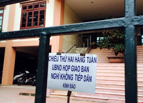 Công sở ngày làm việc đầu xuân: Nơi đông đúc, chốn đìu hiu - 6