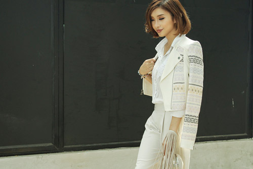 Tiêu Châu Như Quỳnh khác lạ khi tái xuất showbiz - 6