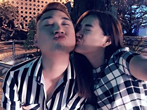 Facebook sao 17/2: Hà Hồ bị ví với 'thảm họa showbiz' - 3