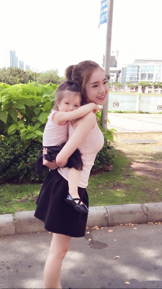 Hành trình thay đổi nhan sắc của Elly Trần - 2