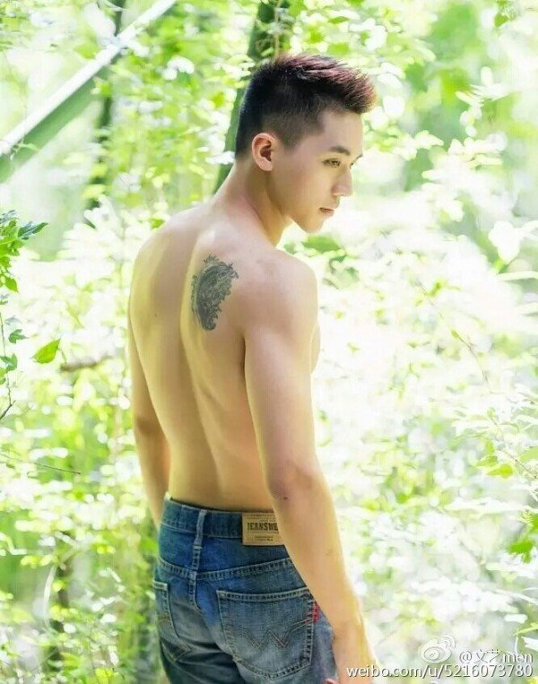 Khám phá 2 'hotboy' 9x phim đồng tính 'nghẽn mạng' TQ - 15