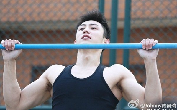 Khám phá 2 'hotboy' 9x phim đồng tính 'nghẽn mạng' TQ - 3