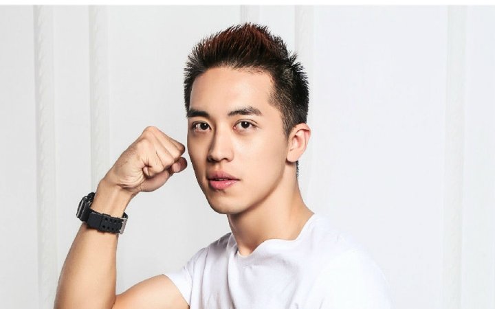 Khám phá 2 'hotboy' 9x phim đồng tính 'nghẽn mạng' TQ - 2