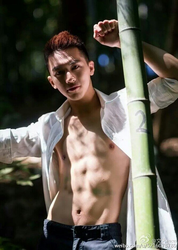 Khám phá 2 'hotboy' 9x phim đồng tính 'nghẽn mạng' TQ - 14