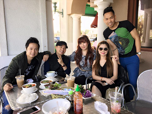 Facebook sao 19/2: Hari Won lại yêu đời sau bão scandal - 9