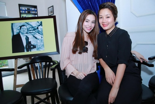 Facebook sao 19/2: Hari Won lại yêu đời sau bão scandal - 3