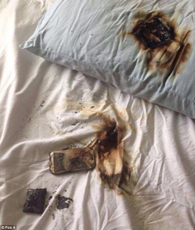 Mỹ: Điện thoại phát hỏa khi sạc trên giường ngủ - 1