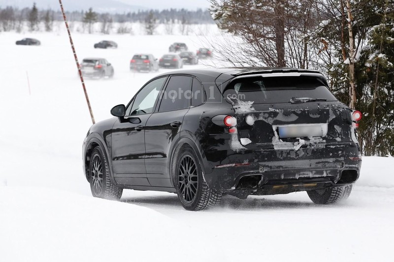 Porsche Cayenne 2018 &#34;hiện nguyên hình&#34; - 4