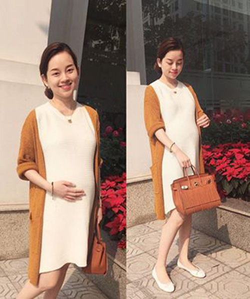 Facebook sao 22/2: Elly Trần khoe vòng eo đáng kinh ngạc - 3