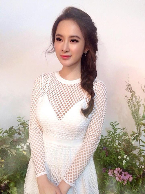 Facebook sao 22/2: Elly Trần khoe vòng eo đáng kinh ngạc - 6