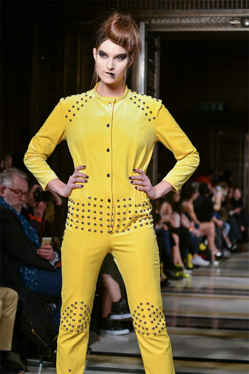 Shock với bộ sưu tập "độc, dị" nhất sàn diễn London - 10