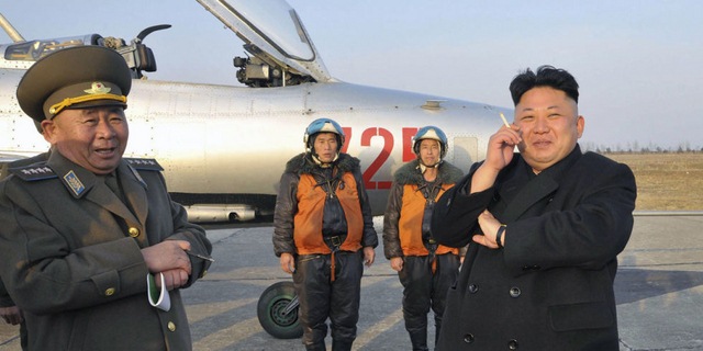 Triều Tiên lần đầu tổ chức triển lãm hàng không - 1