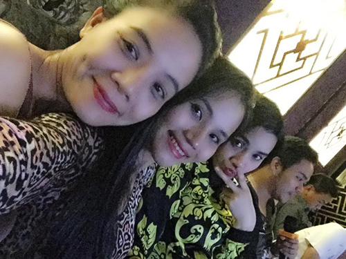 Những gia đình sao Việt có 3 chị em gái xinh như hoa - 15