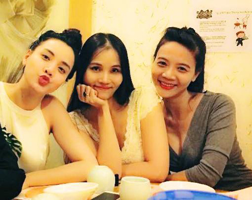 Những gia đình sao Việt có 3 chị em gái xinh như hoa - 1