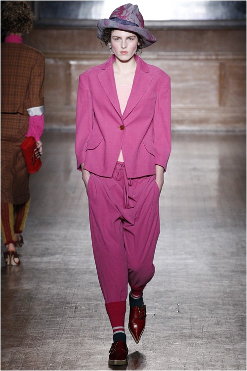 4 BST đáng chú ý nhất ngày đầu London FW - 12