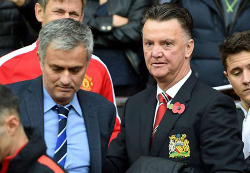 Beckham ủng hộ Van Gaal, Mourinho mua nhà ở Manchester - 2