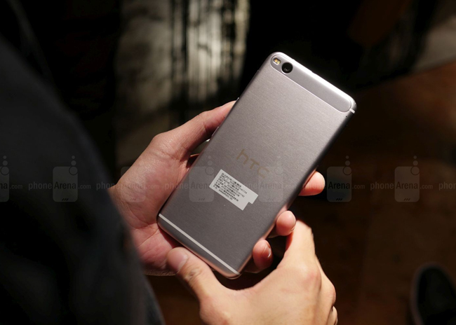 Điện thoại thông minh HTC One X9 là phiên bản cao cấp hơn của chiếc One A9 ra mắt hồi đầu năm nay.