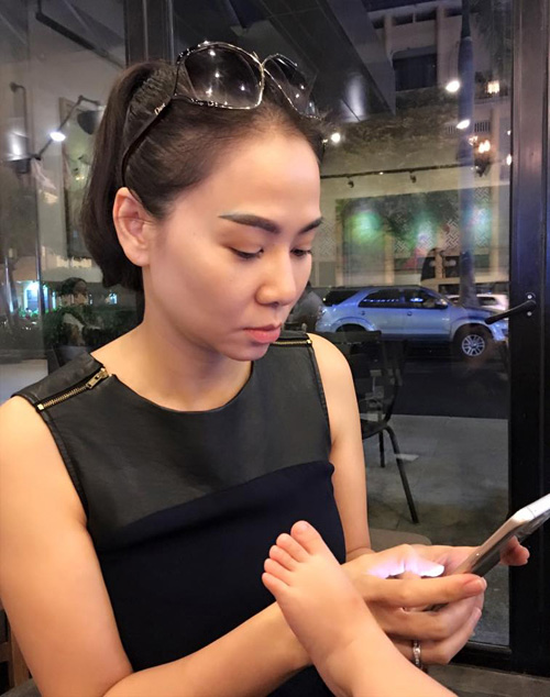 Facebook sao 24/2: Hà Hồ lần đầu lộ diện giữa "tâm bão" - 6