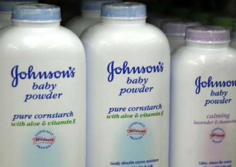 Johnson's Baby phải bồi thường 72 triệu USD cho khách hàng chết vì ung thư - 1