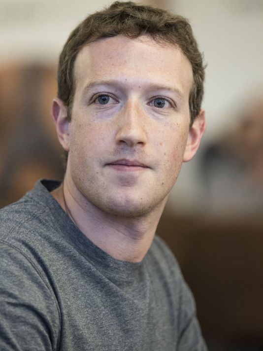 IS dọa bắn ông chủ Facebook Mark Zuckerberg - 2