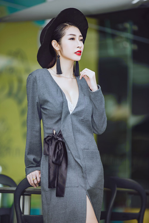 Bạn gái Ngô Kiến Huy ngày càng táo bạo - 6