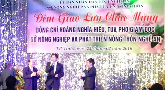 Trăm người tưng bừng dự tiệc mừng tân Phó Giám đốc Sở - 2