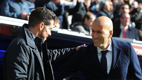 Real: “Cừu non” Zidane, “tí hon” Ronaldo - 1