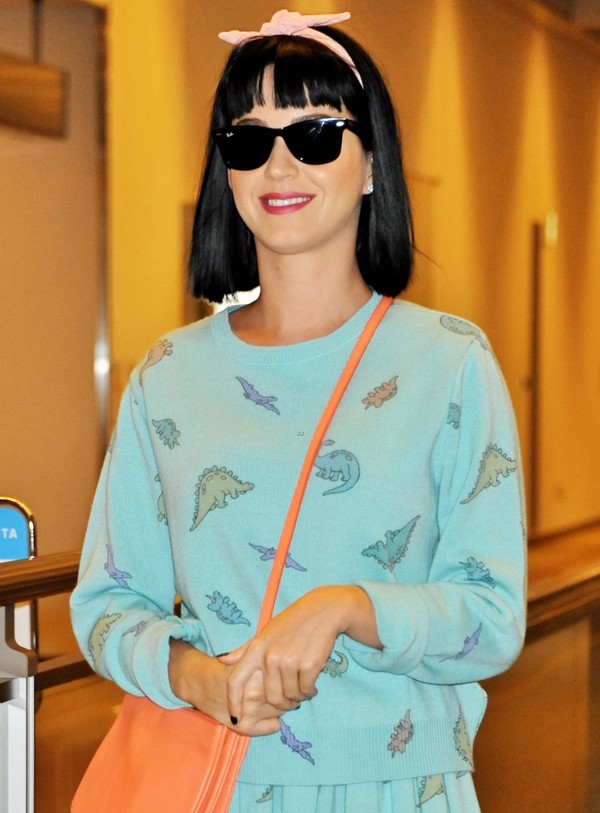 Mỹ nhân Việt và thế giới xấu - đẹp khi để tóc "úp nồi" - 14