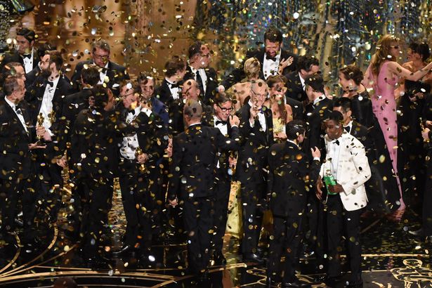 Oscar 2016: Leonardo DiCaprio chấm dứt chuỗi ngày buồn - 5