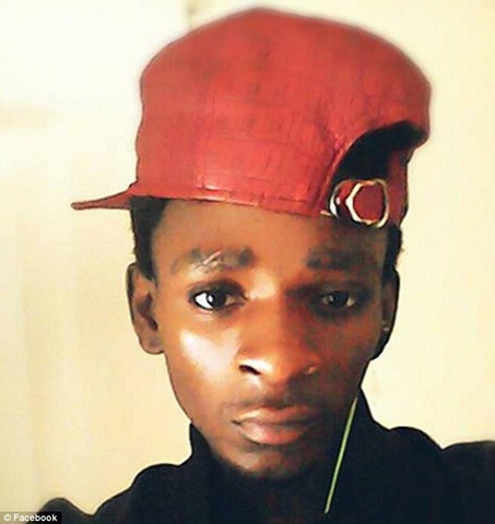Mỹ: Thiếu niên cầm cán chổi ra đường bị cảnh sát bắn gục - 1