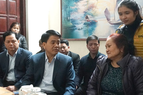 Chủ tịch Hà Nội yêu cầu khởi tố vụ xe Camry tông chết 3 người - 1